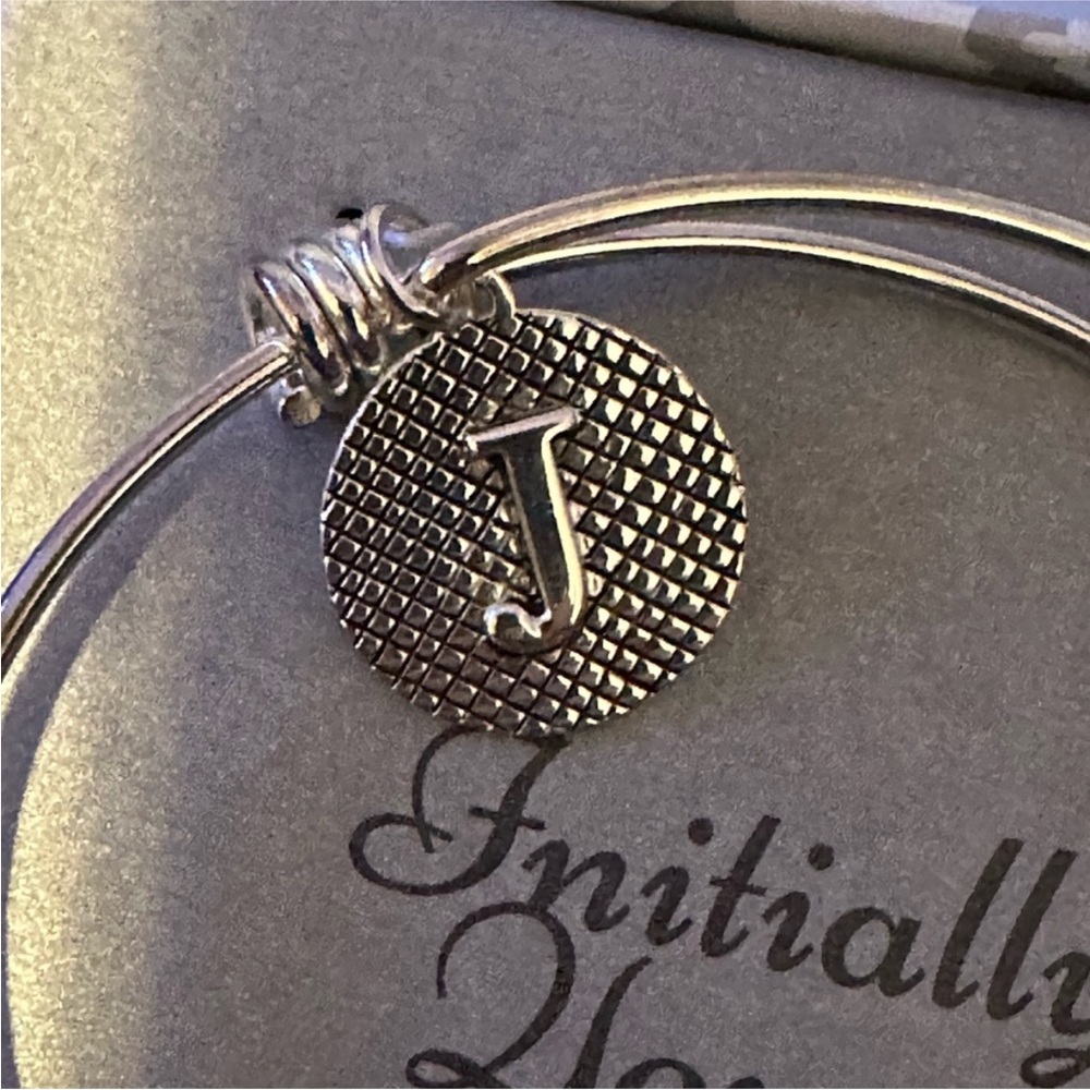 Charm bracelet Extraordinary Life sterling silver J charm bracelet - Picture 5 of 7